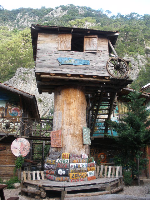 Treehouse Hostel Turkey Olympos